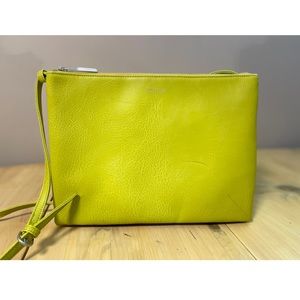 𝐌𝐀𝐓𝐓 & 𝐍𝐀𝐓- shoulder carry & crossbody purse